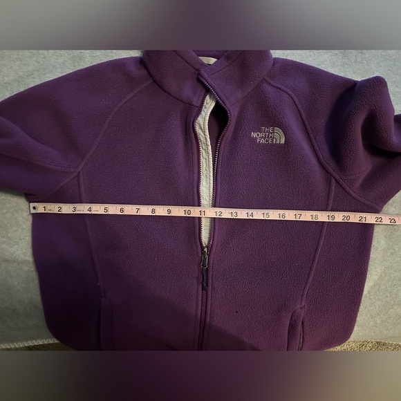 North Face purple full zip fleece jacket size L - Picture 5 of 10